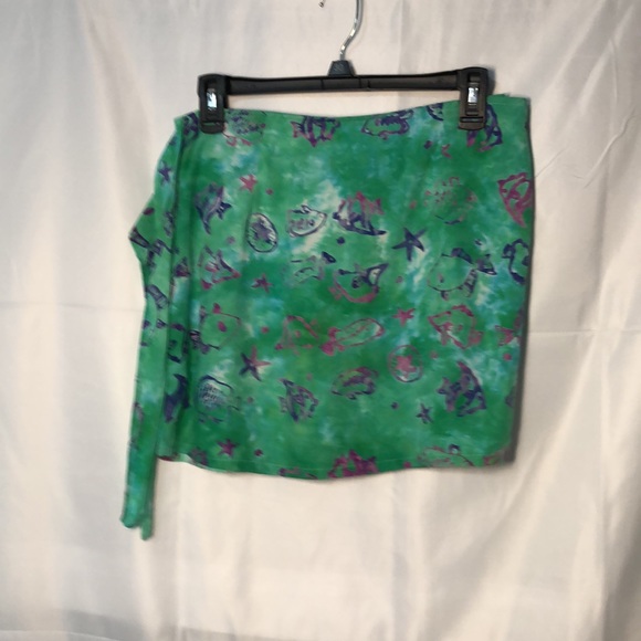 Eastern sun wrap around skirt - Picture 2 of 5
